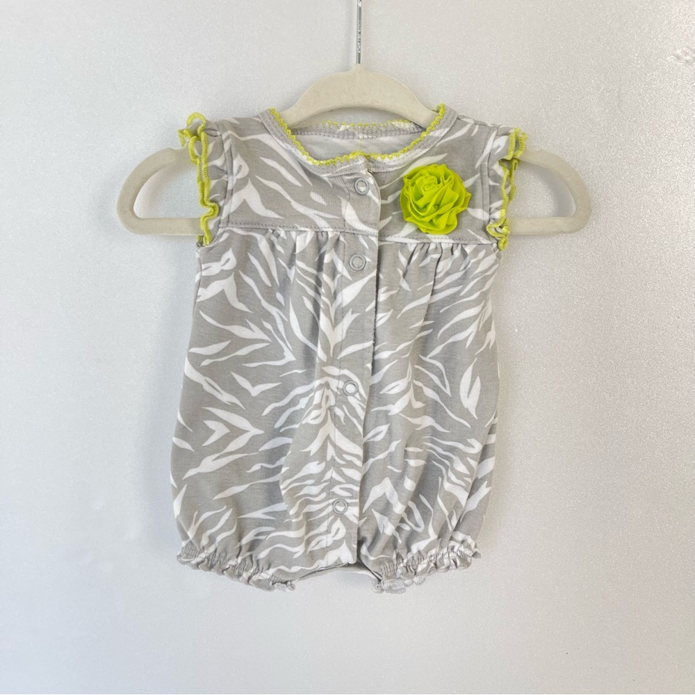 Carter’s Gray & White Zebra Print Baby Onesie Romper with Green Accents size NB